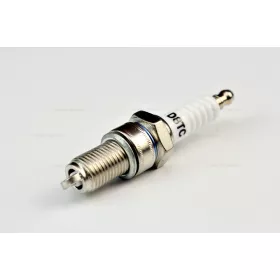 Gyertya D8TC QUAD / ATV