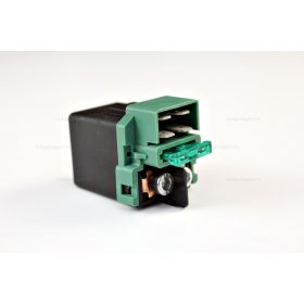 Indító relé biztosítékkal (szögletes)