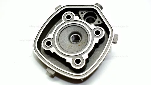Hengerfej PIAGGIO 50 NRG, ZIP SP 2000> / GILERA 50 RUNNER, DNA 2000> / APRILIA 50 SR H2O 2004> 5 sarkos 70cc 47mm 70ccm