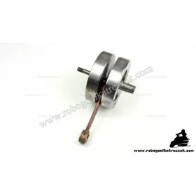 Főtengely 2 ütemű dongó motorhoz 111mm