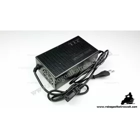   Elektromos kerékpár töltő SLA 48V 1,8Ah három pólusú szögletes csatlakozóval