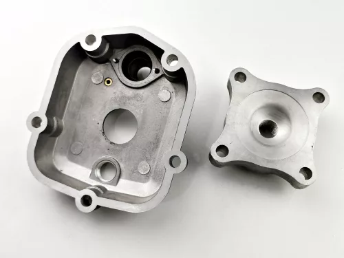 Hengerfej DERBI SENDA D50B0 2006>, GPR 2006> / GILERA 50 SMT 2006>, RCR 2006> 70ccm