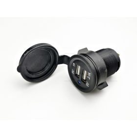 USB töltő aljzat robogóhoz 2db USB csatlakozóval