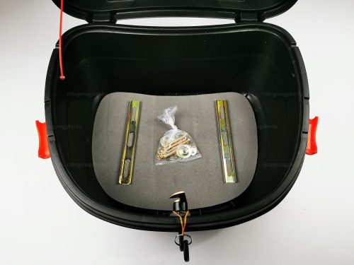 Doboz 30L 42X40X28cm