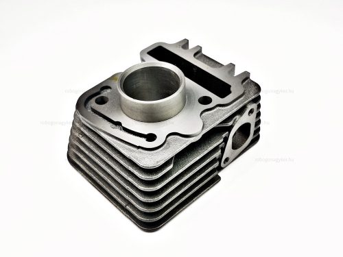 Hengerszett PIAGGIO 50CC 4T FLY / VESPA LX / S / SPRINT / PRIMAVERA D.39MM 4T 39mm - 4 szelepes